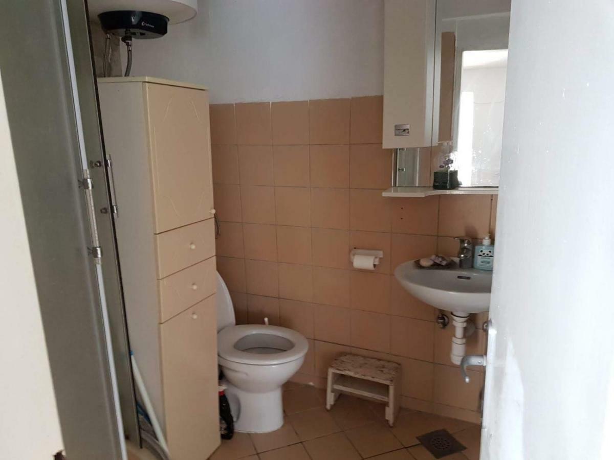 Drvenik, Apartman 1M From Sea Drvenik  Eksteriør billede